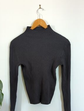 Truth by Republic Women's Black Ribbed Mock Neck Sweater